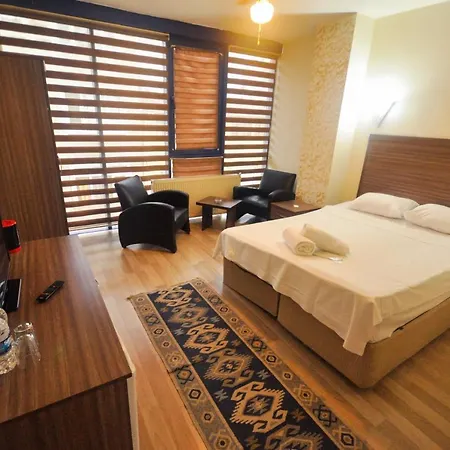 Blue Hotel