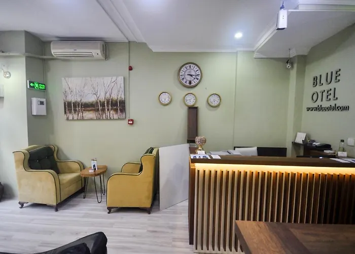 Blue Hotel